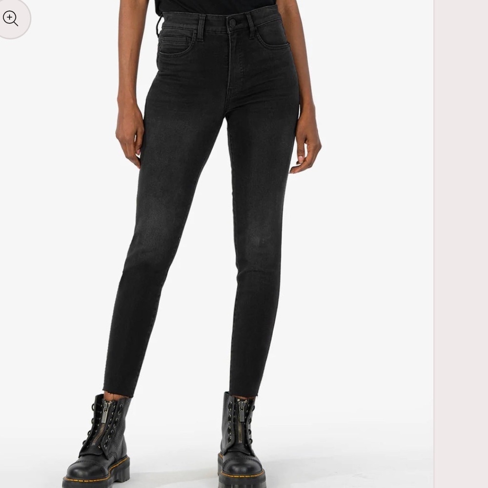 Kut from the Kloth Women's Skinny Jeans in Black